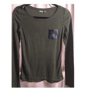 Side zipper long sleeve top